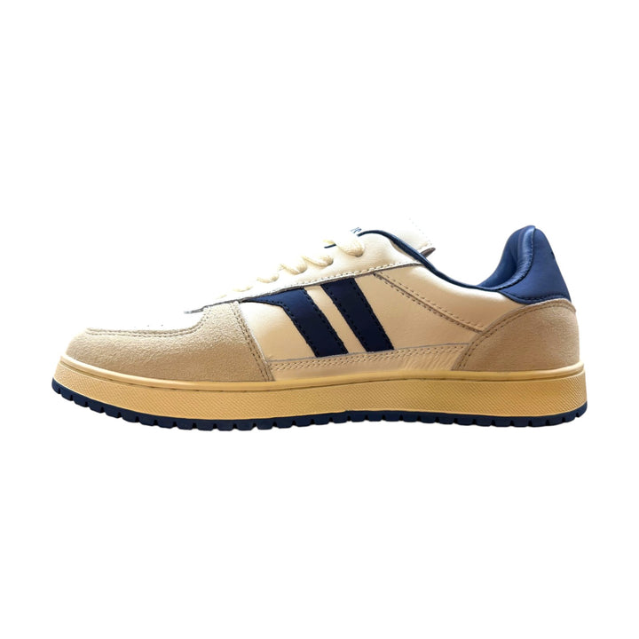Field King in White and Blue Leather