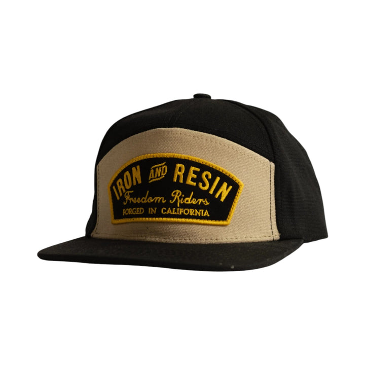 BLACK TRAPPER HAT